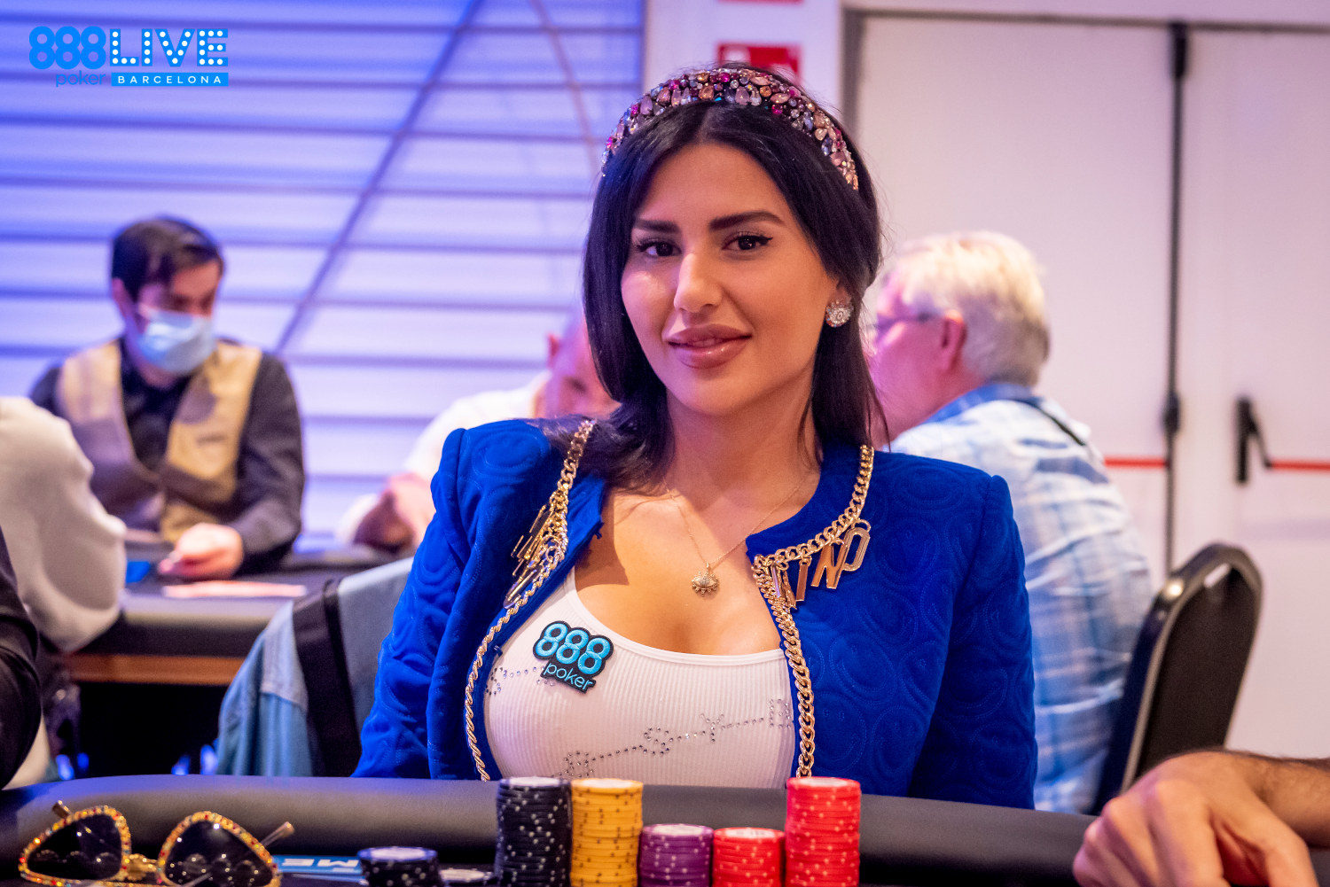 General Tells – What to Wear When Playing Poker